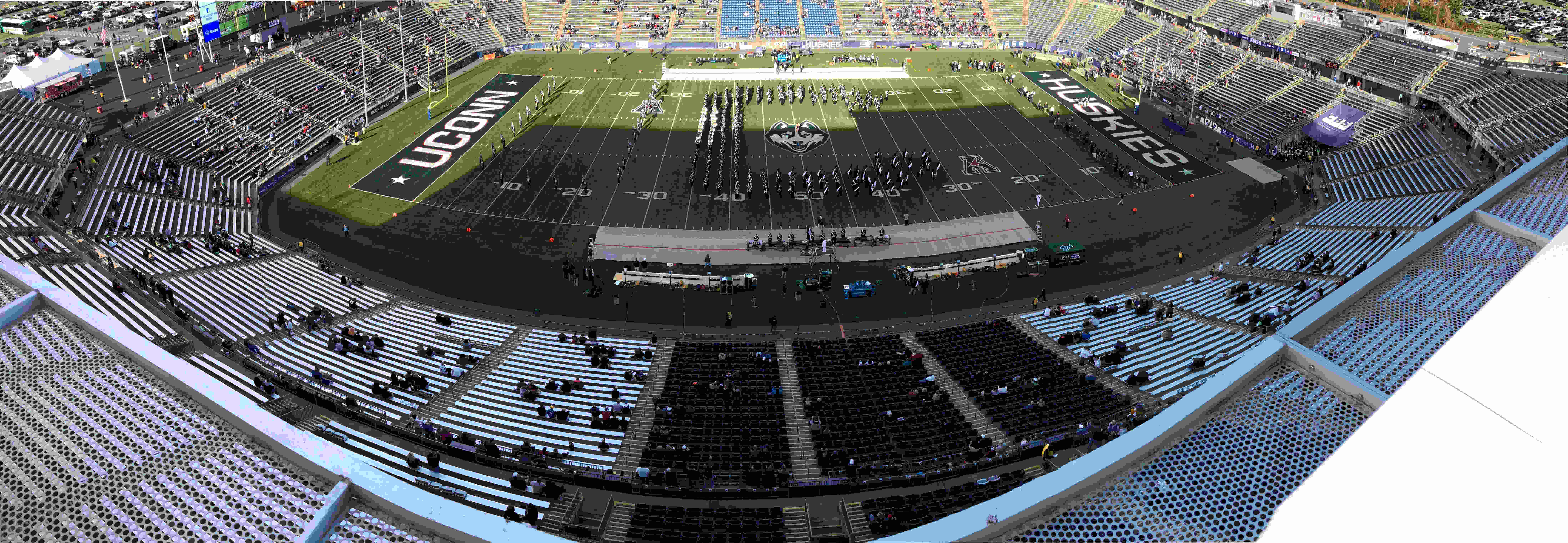 RenschlerFieldPanoUSFvsUConn2017LowRes